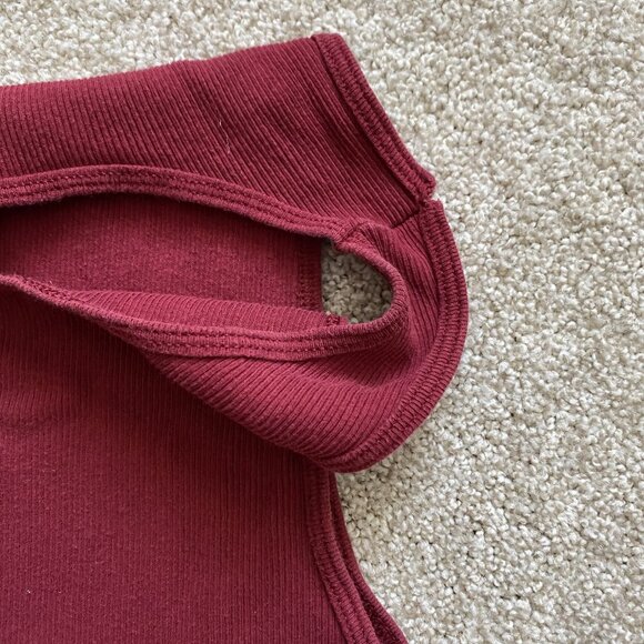 Fruit of the Loom Wife Beaters size Medium - Picture 2 of 2